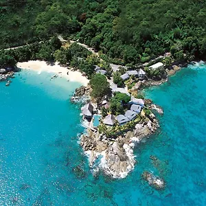 https://sunset-beach-hotel.maheislandhotels.com